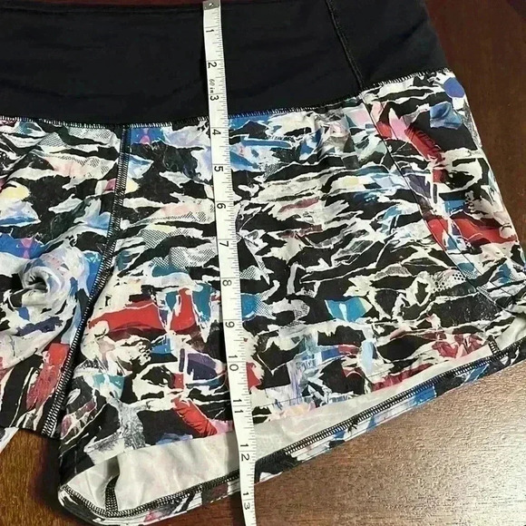 Lululemon women’s short - Picture 14 of 14